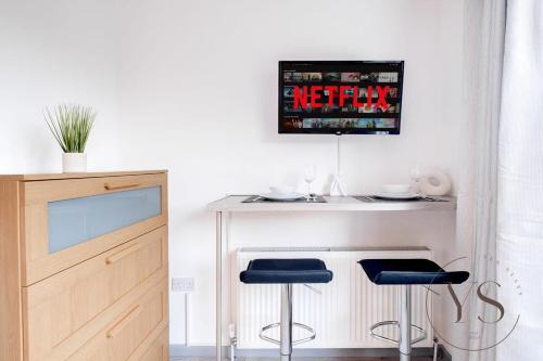Sienna Longton Studio 1d - Wi-Fi, Alton Towers, Netflix
