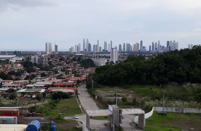 CAMPO SILENCIOSO EN EL CORAZÓN DEL ÁREA DE PANAMÁ