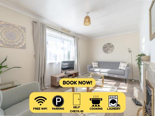 Simple Comforts - 2BR Flat with Free Parking in Newcastle-under-Lyme