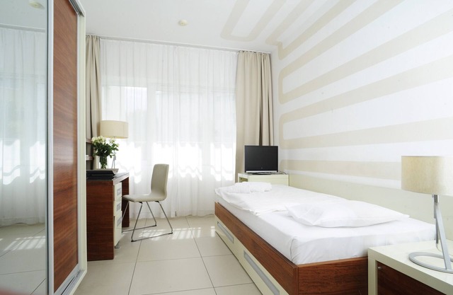 Gran apartamento de 1 habitación incl. Servicio de limpieza y WiFi.