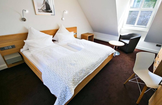 Habitación individual, ducha / WC - Schloss Hotel Burgbrohl