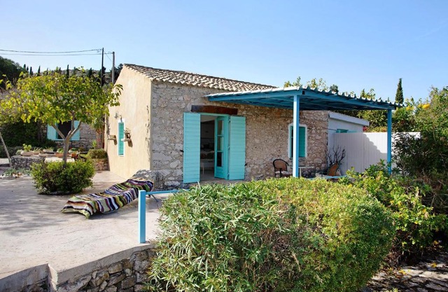 Sira Stonehouse l