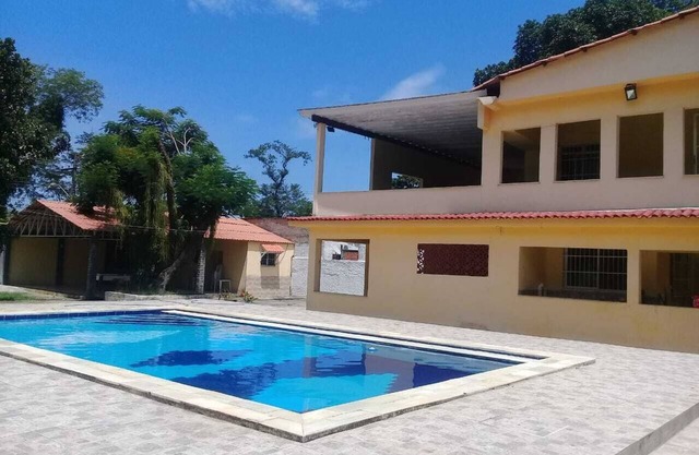 SITIO PARA 15 PERSONAS - RIO TERESÓPOLIS - CON PISCINA Y BARBACOA