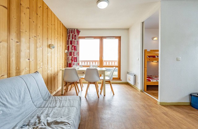 Apartamento a pie de pistas, 6 pers, 2 hab, sin wifi