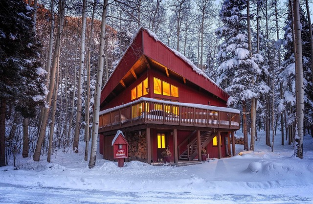 Esquí / in-ski / out Mountain Family Home Sleeps 10