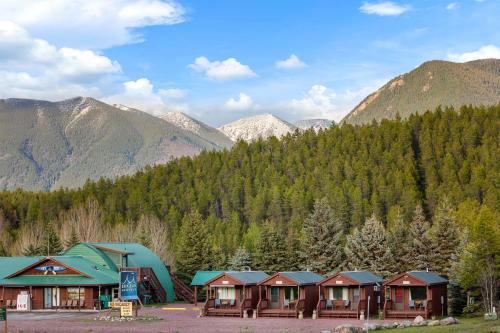 Sky Eco - General Store, Cabins & Studios