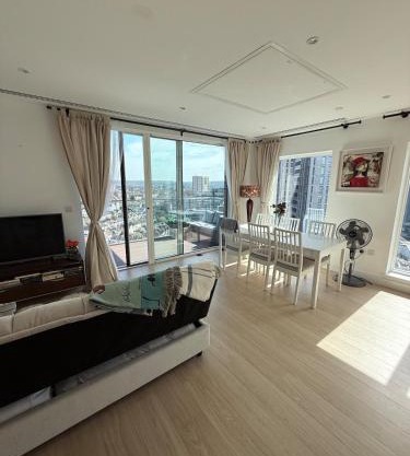 Skyline Apartment