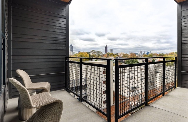 Skyline Suite by Atlanta Luxury Rentals