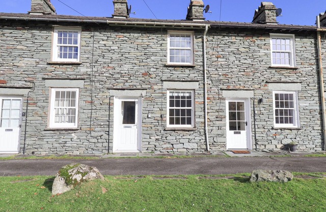 SLATERS REST, pet friendly, with open fire in Langdale