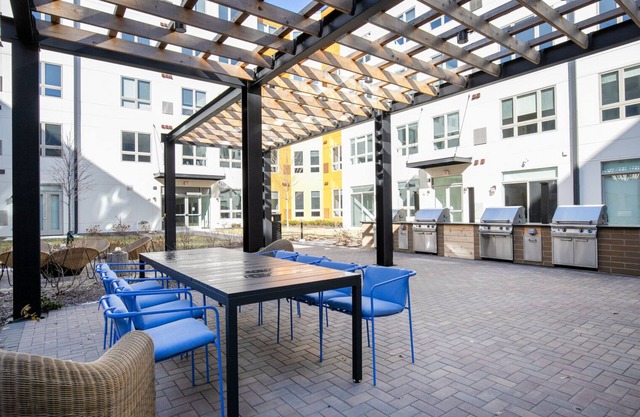 Sleek Arlington Heights 1BR w/ Gym & Lounge, near Metra, by Blueground