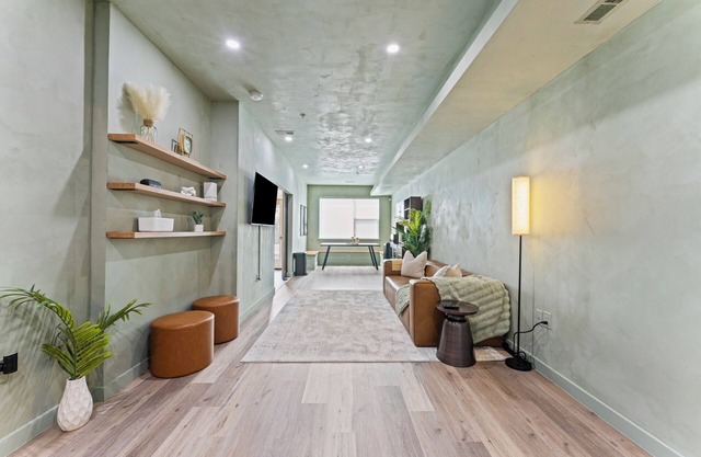 Sleek & Cozy DC Oasis 1BR/1BA w/ Accessible backyard