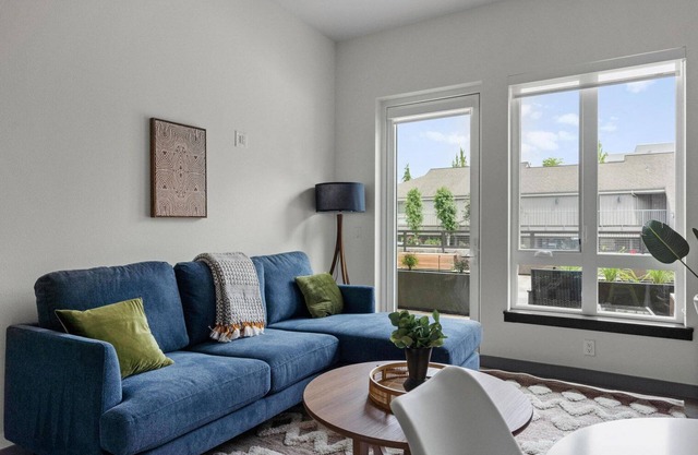 Sleek Kirkland 1BR w/ W/D, nr Groceries & Shopping, by Blueground