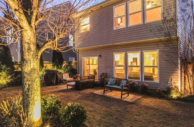 Sleeps 10, 4BR Family Stay That Gets It