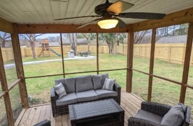 Sleeps 17, 4 baths, two kitchens, outdoor living