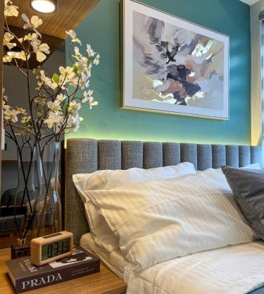 SMDC Fame Residence luxurious family suite condo near mrt