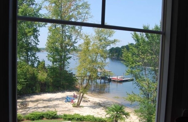 Snug Harbor Waterfront Avail para escapadas, retiros, reuniones