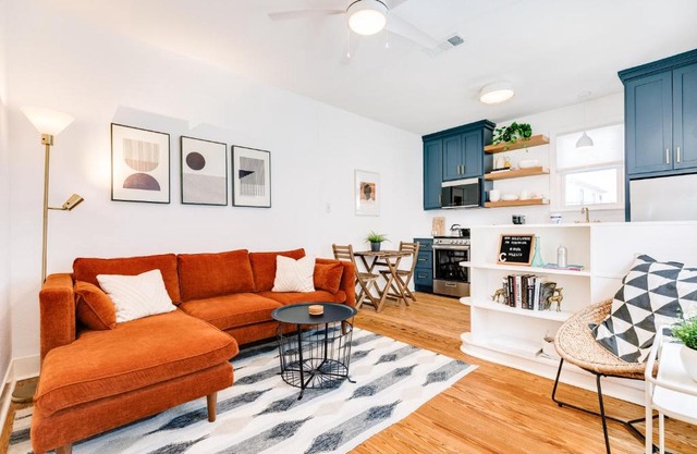 Soleil House - Unit C