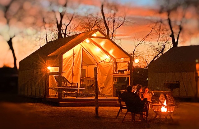 Son's River Ranch Glamping Cabin 3