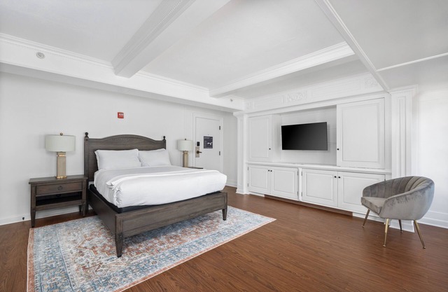 Sonoma Valley Private Suite at Historic Stonehouse