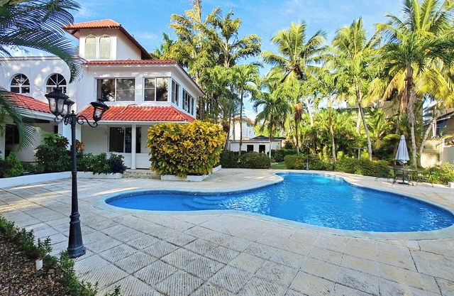 Sosua 7 Bedroom Mansion Bachelors Allowed + Bonus