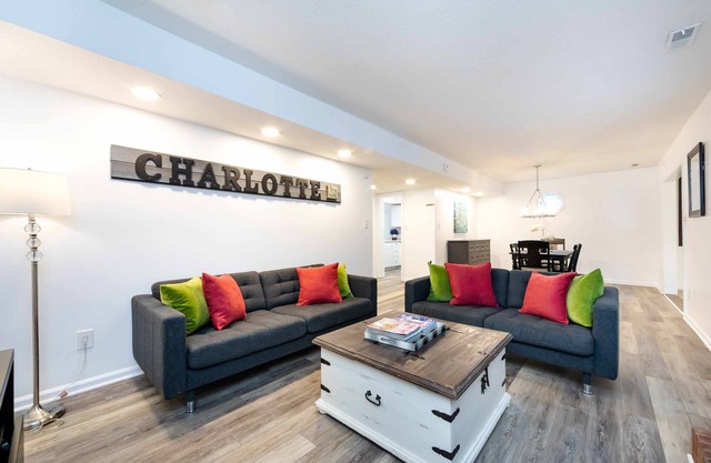SOUTH CHARLOTTE GETAWAY 3BR BY CABERT