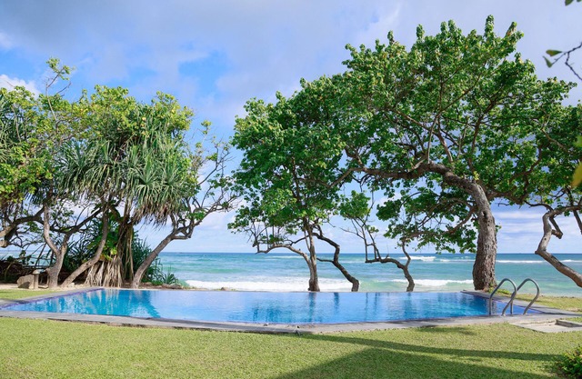 South Point Abbey Whole Villa 4 Bedroom (Sleeps 9)