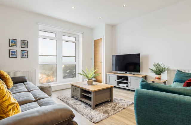 Southern Comfort - an apartment that sleeps 4 guests in 2 bedrooms