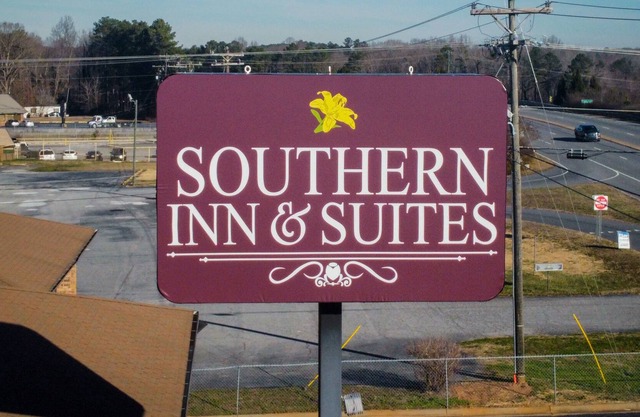 Southern Inn & Suites