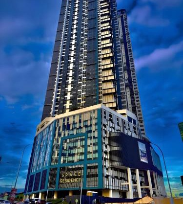 Space Residency by Avery with Cityview at JBCC #Free Parking #Walk 100m to KSL #Infinity Pool #中英文房东