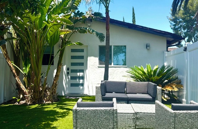Spacious 1BR w/ Washer, Dryer & Private Entry!
