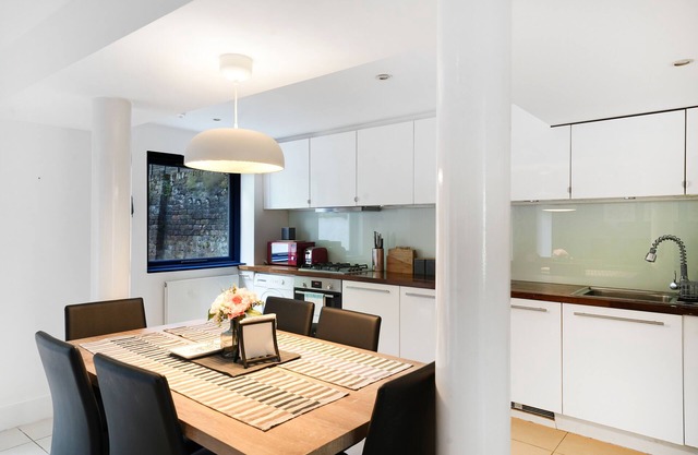 Spacious 2 bedroom Apartment in Camden