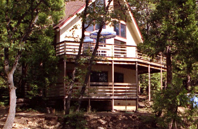 Amplio 3 niveles, 2 BR Plus Loft Mountain Home