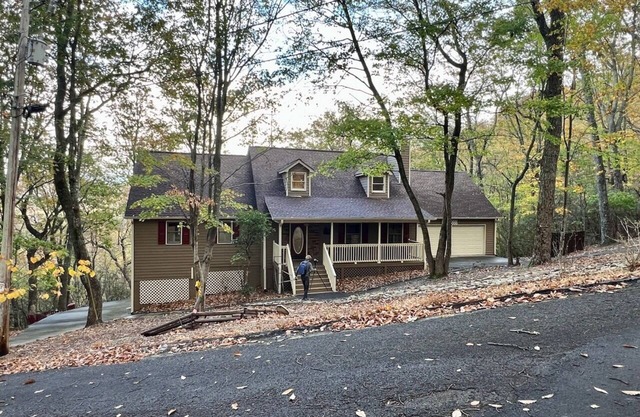 Spacious 4 BR house in gated Bent Tree- min from downtown Jasper-Gateway to N GA