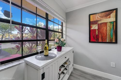 Spacious 4BR Miami Townhome with Communal Pool
