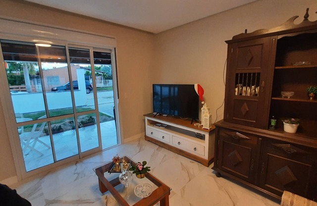 Large and cozy house on Praia Daniela Norte on the Island of Santa Catarina