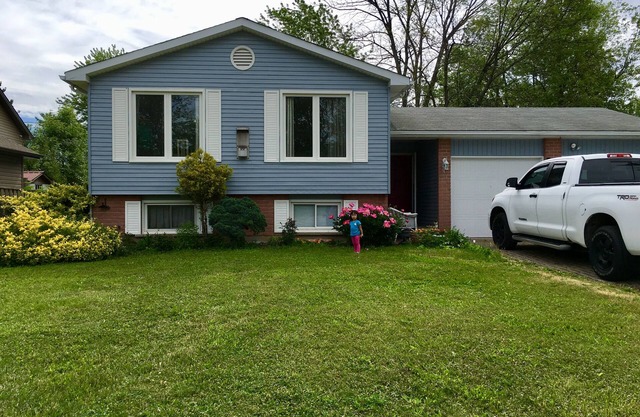 Su hogar lejos del hogar en Fort Erie, Ontario - Capacidad para 8+
