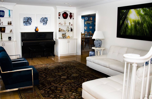 Spacious and luxurious retreat, perfect NYC getaway/15 min to JFK