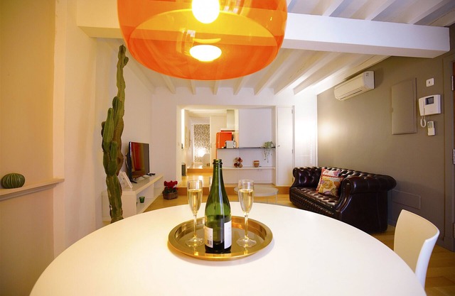 Amplio Apartamento en Casco Antiguo de Palma, Wifi, Aire Acondicionado, Céntrico