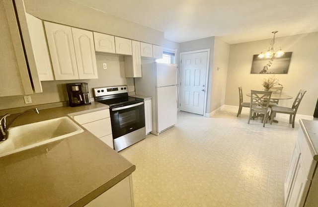 Spacious Apartment in Downtown Winthrop