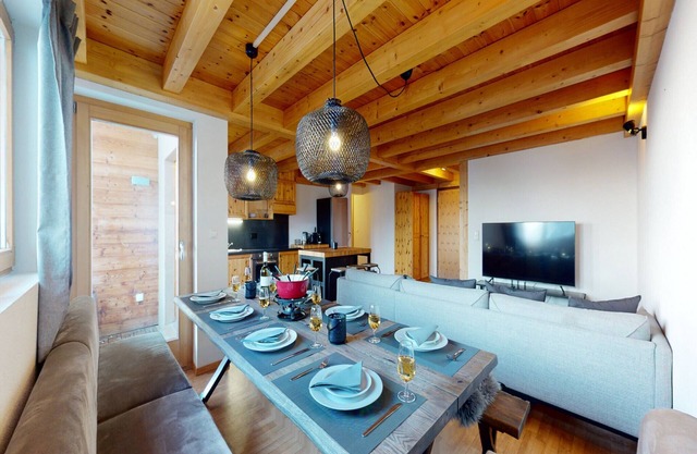 Spacious Apartment With Balcony