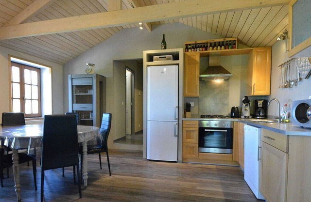 Espaciosao chalet en Vielsalm con vistas al jardín