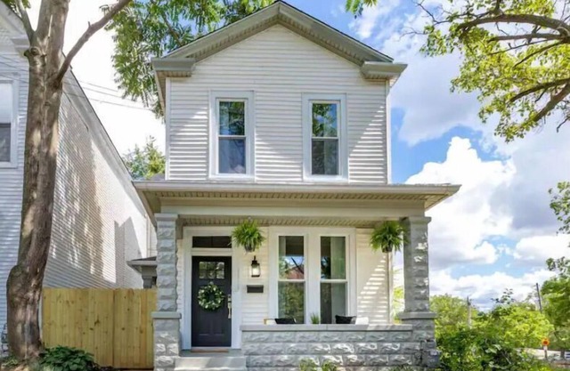 Spacious & close to downtown