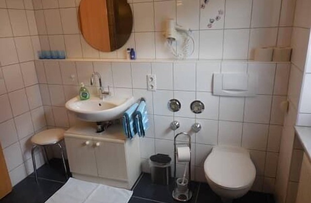 Spacious, comfortable **** Spruce vacation apartment with two bedrooms