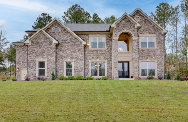 Spacious Conyers Home in Peaceful Setting!