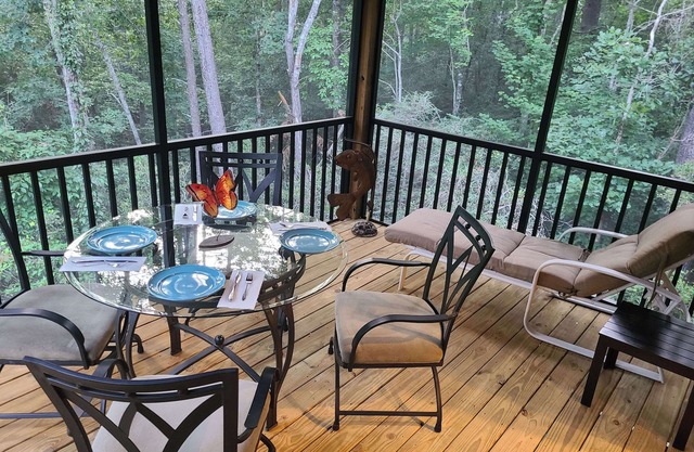 NORTE. Ga Wine Area- Cabaña 4BR en Trout Stream-Bañera de hidromasaje y sala de juegos - ¡Cerca de Helen!
