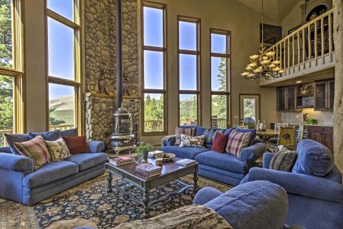 Spacious Fairplay Retreat with Hot Tub and Fire Pit!