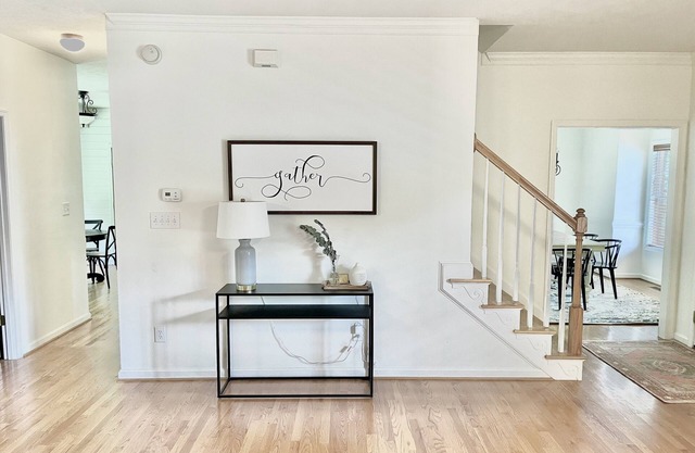 Spacious home at the base of the Blue Ridge Mountains near LU