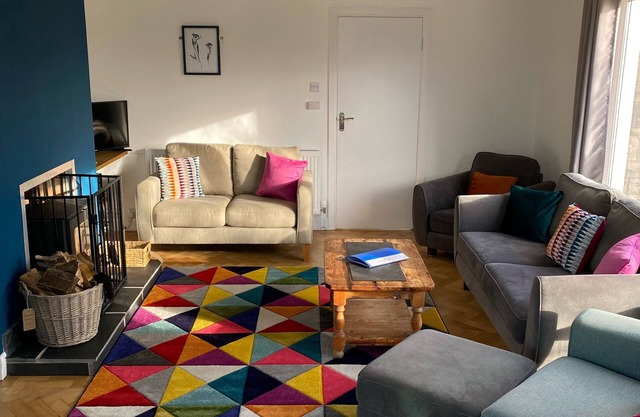 Spacious house close to Rhossili Bay & Wales Coastal Path