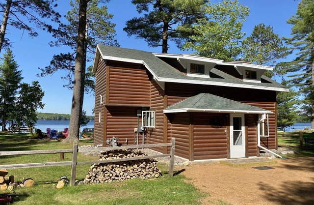 Loon Watch - Hiller Vacation Homes - Casa con 4 habitaciones y 2 baños - WIFI gratis