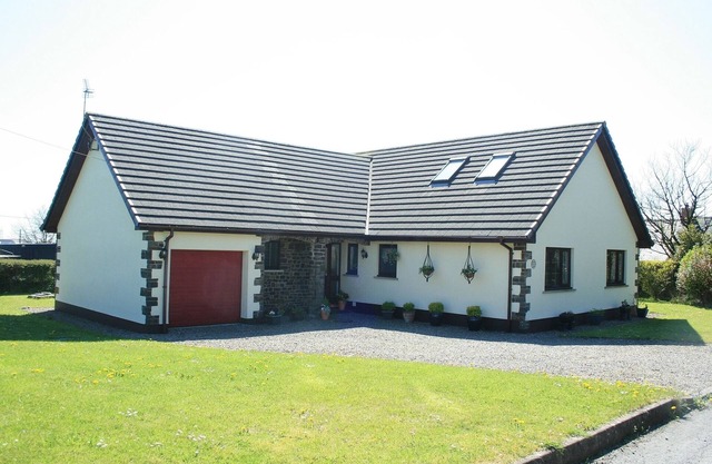 Amplia Lujo C / H Cottage